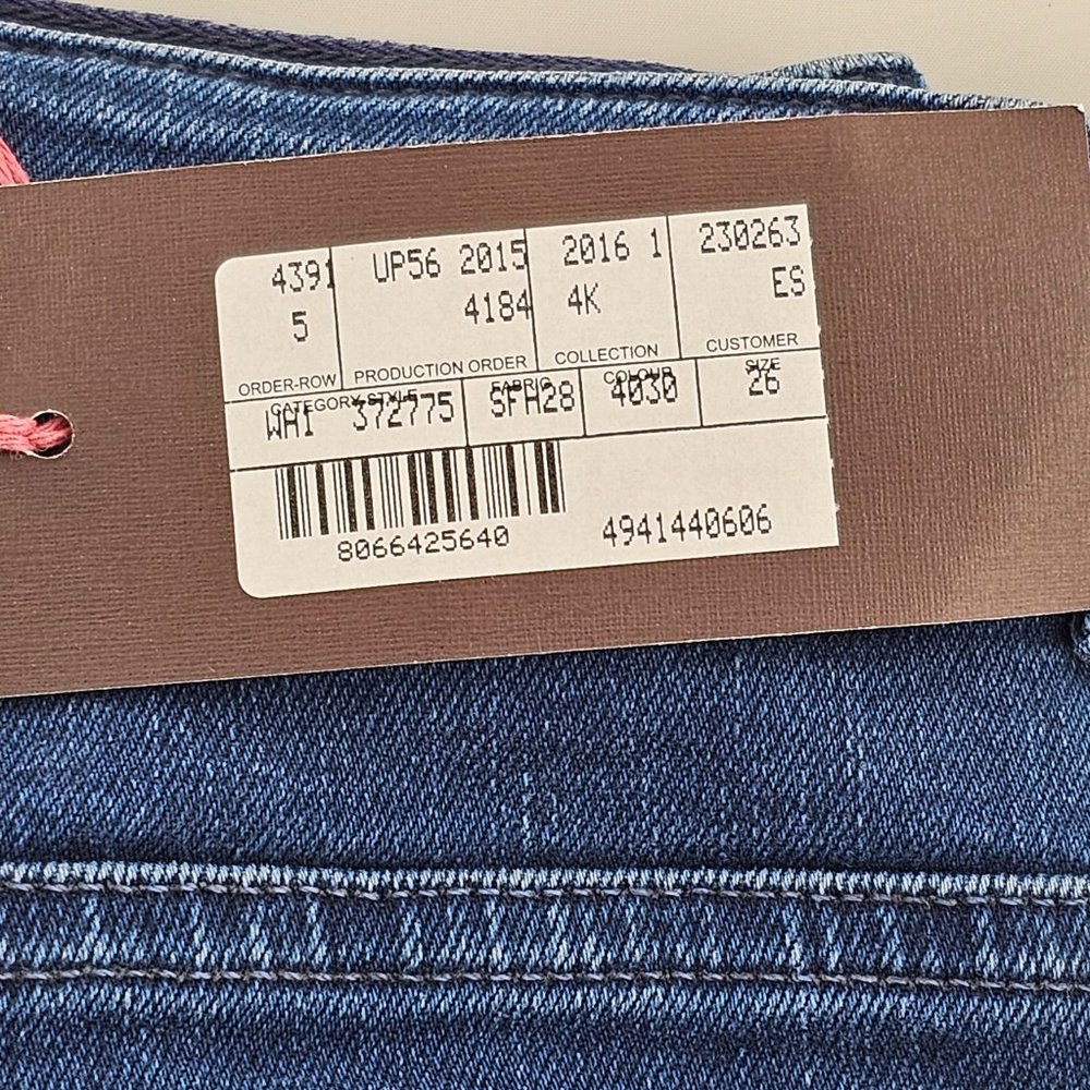 Stella McCartney - BRAND NEW With Tags, Pacific Blue, The 70s Flare Jeans - Picture 7 of 7